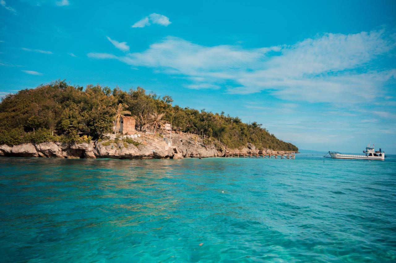 Island Front / Bangcogon Resort&Restaurant Oslob Extérieur photo