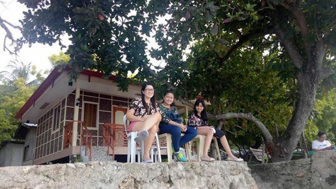 Island Front / Bangcogon Resort&Restaurant Oslob Extérieur photo
